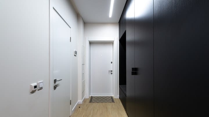 Cómo iluminar la entrada de tu casa y causar una gran primera impresión